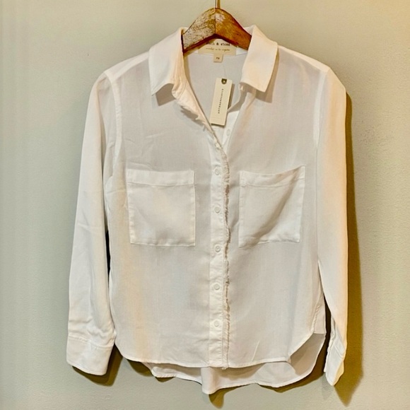 Anthropologie Cloth & Stone Button Down Shirt. (Petite). - Picture 2 of 7